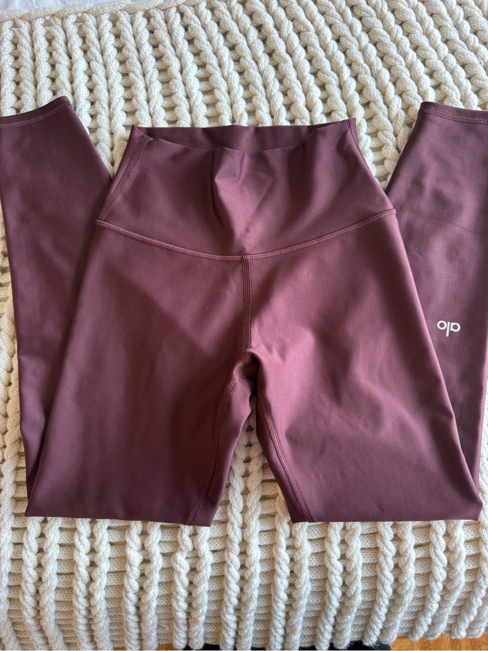 ALO airlift leggings - Picture 2 of 2